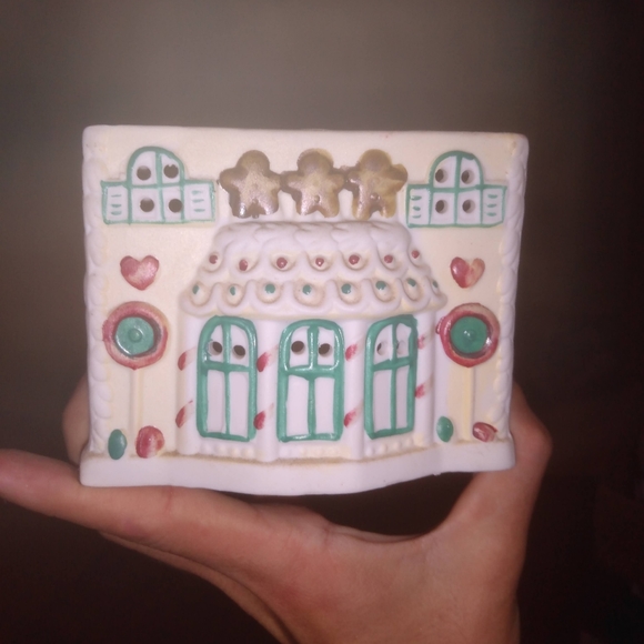 Home - Picture 7 of 16